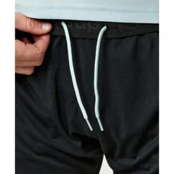 New O'Neills Adult Limerick Nepal Poly Short Black