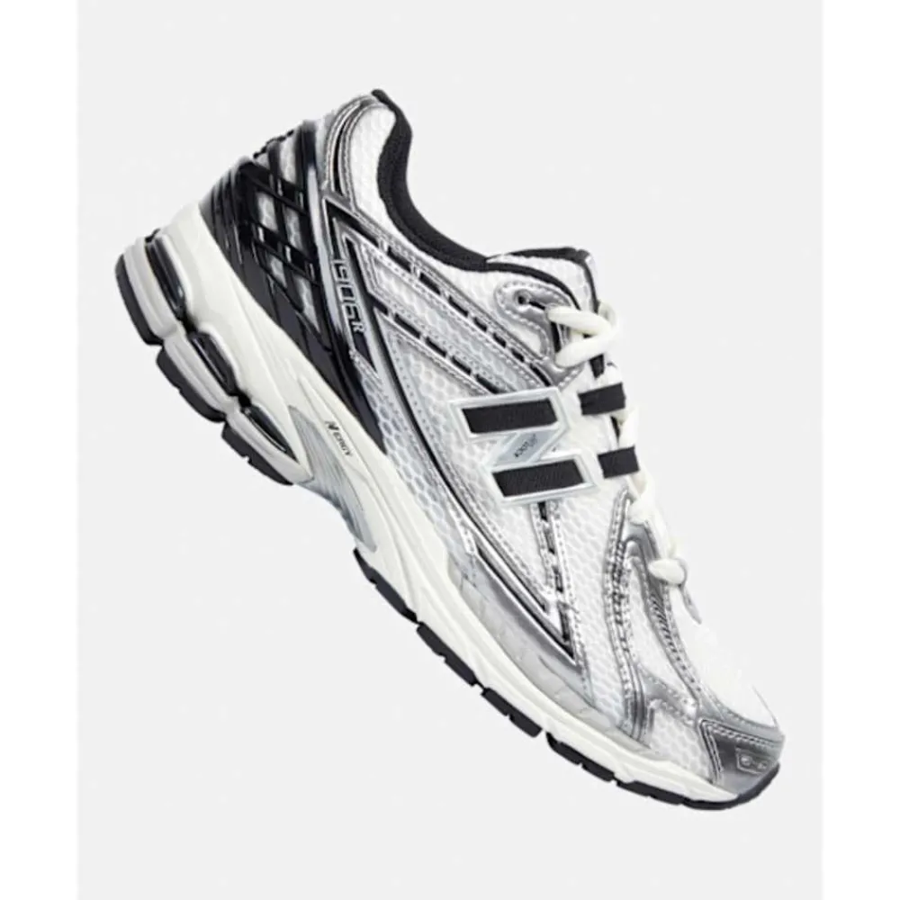 Fashion New Balance Adults 1906 Trainers Grey