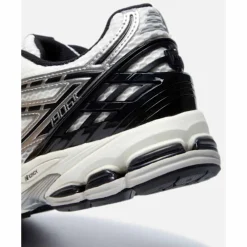 Fashion New Balance Adults 1906 Trainers Grey