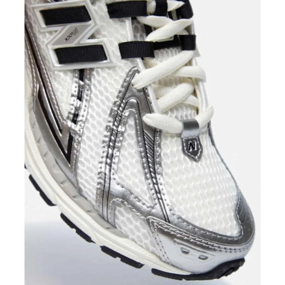 Fashion New Balance Adults 1906 Trainers Grey