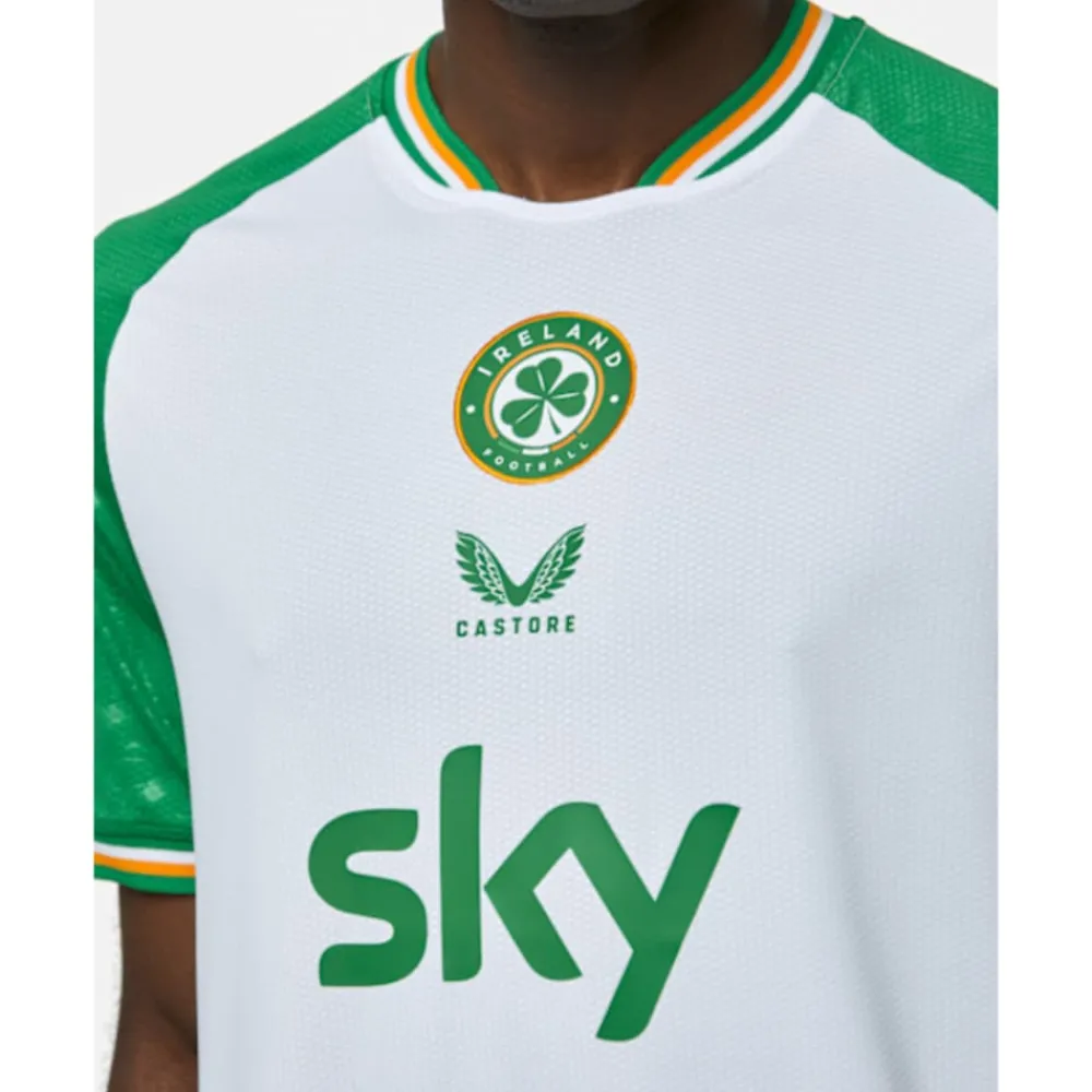 Online Castore Adults Ireland Pro Third Jersey White