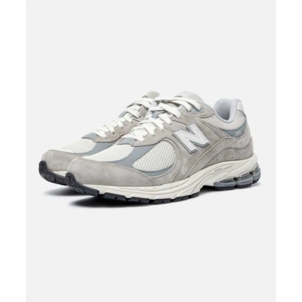 Hot New Balance Adults 2002R Trainers Brown