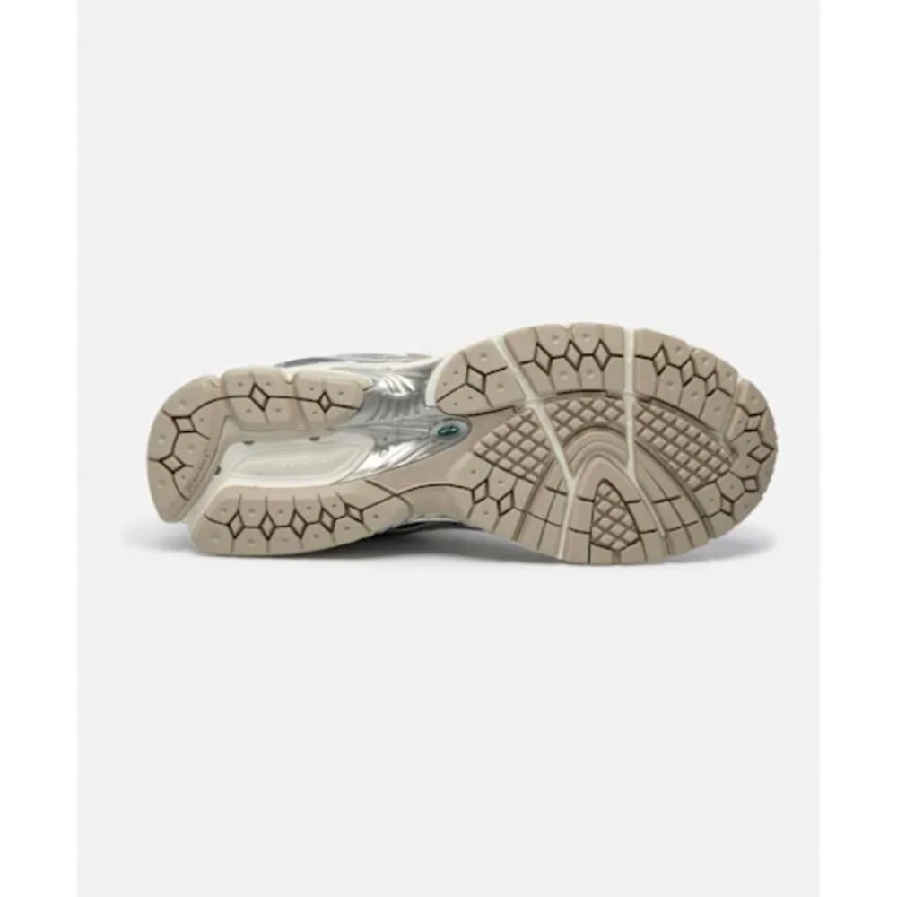 Online New Balance Mens 1906 Trainers White