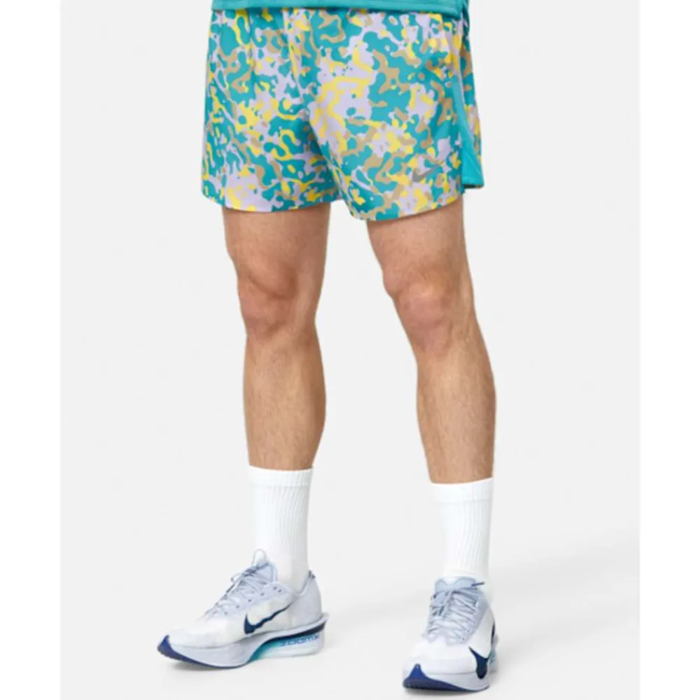 Outlet Nike Mens Challenger 5 Inch Print Woven Shorts Green