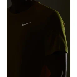 Clearance Nike Mens Miler T-Shirt Yellow