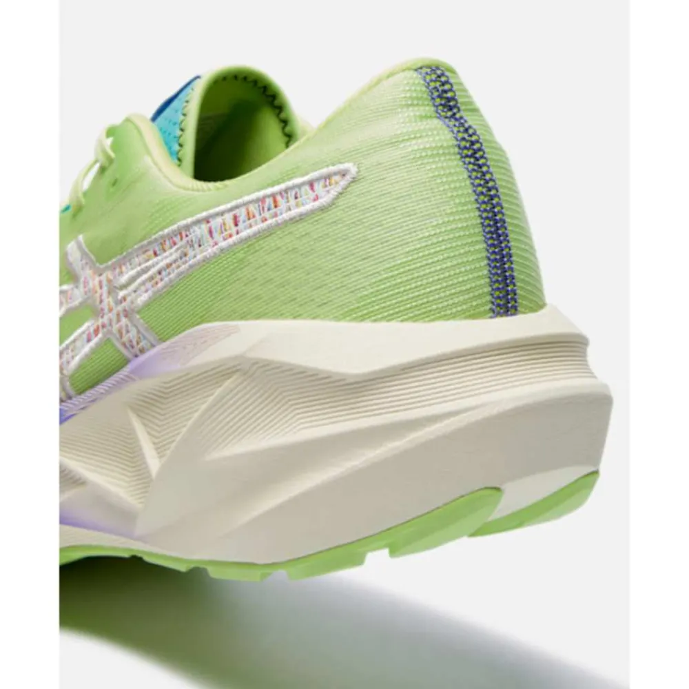 Online Asics Mens Novablast 5 TR Cream