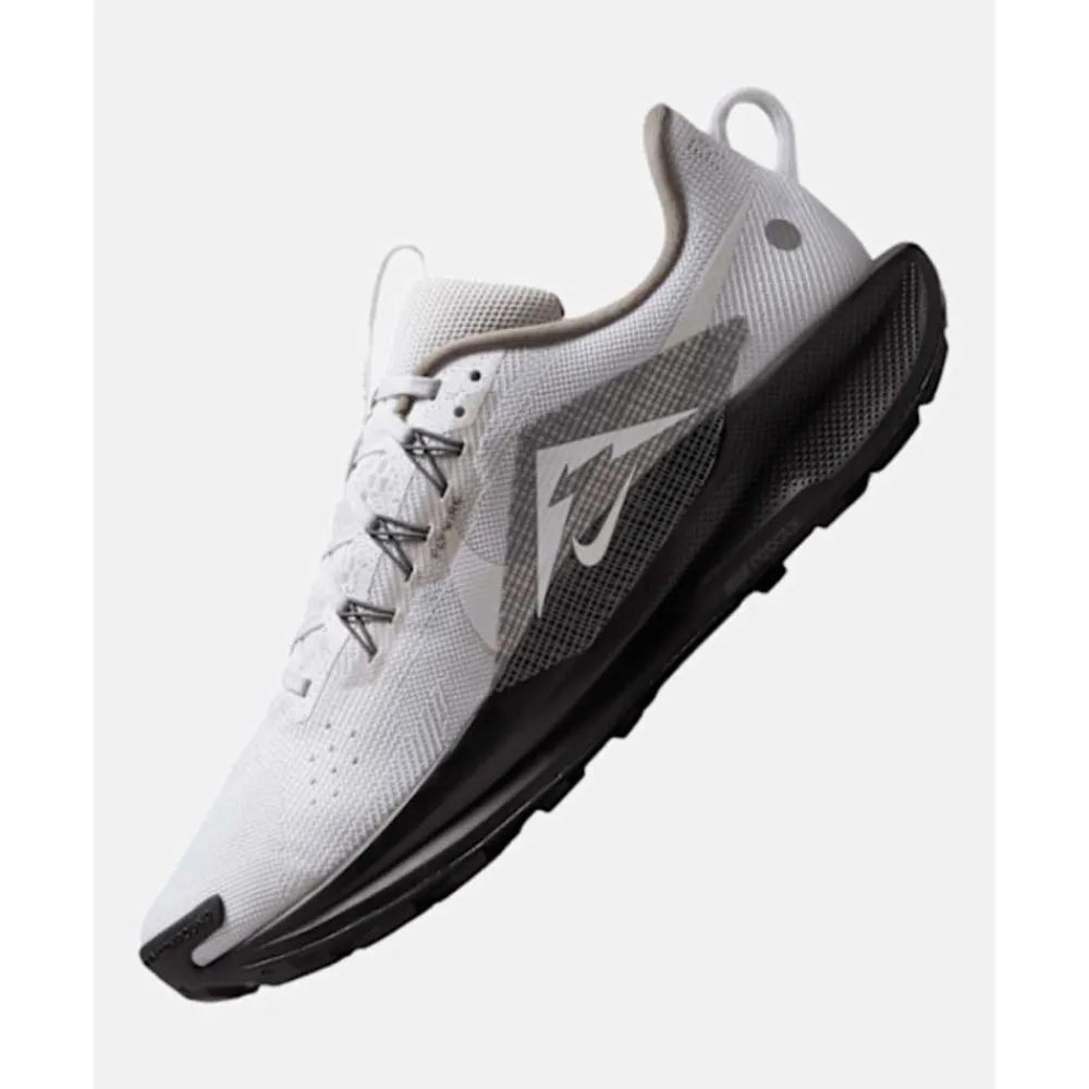 New Nike Mens Pegasus Trail 5 Grey