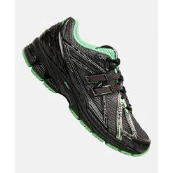 Fashion New Balance Mens 1906R Trainers Black
