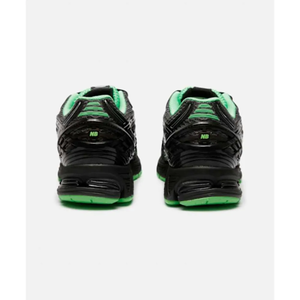 Fashion New Balance Mens 1906R Trainers Black
