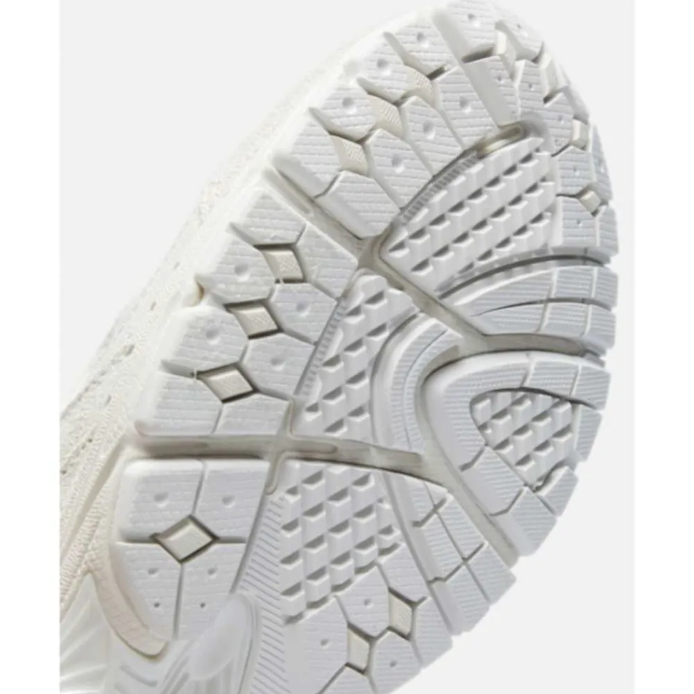 Sale New Balance Mens 2002R Trainers Cream