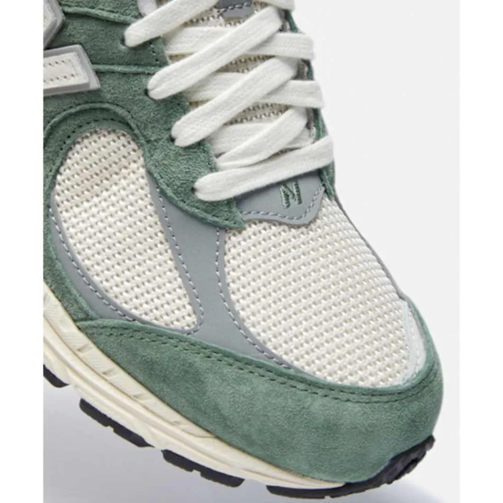 New New Balance Mens 2002R Trainers Green
