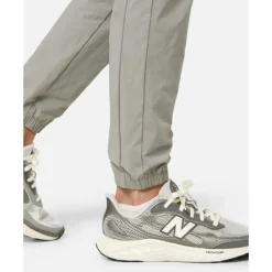 Outlet New Balance Mens Stretch Woven Joggers Grey