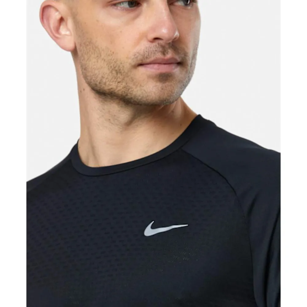New Nike Mens Stride T-Shirt Black