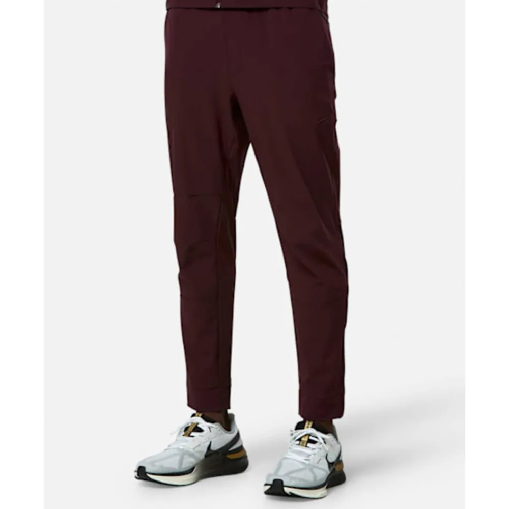 Discount Nike Mens Unlimited Pants Red