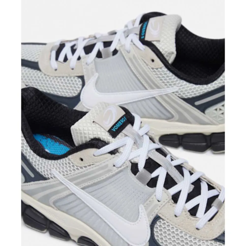 Outlet Nike Mens Vomero 5 White