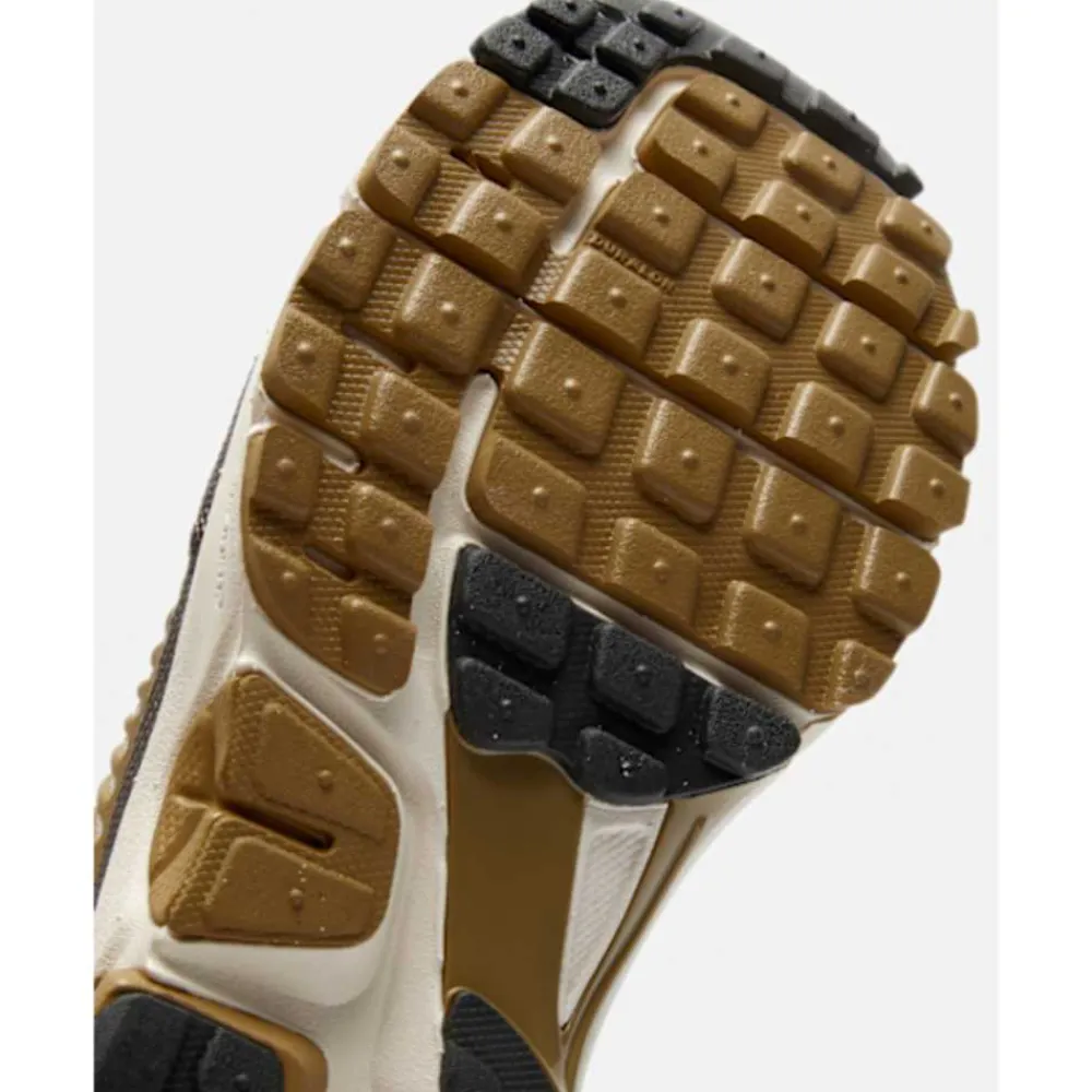 Clearance Nike Mens Zoom Vomero 5 Gold