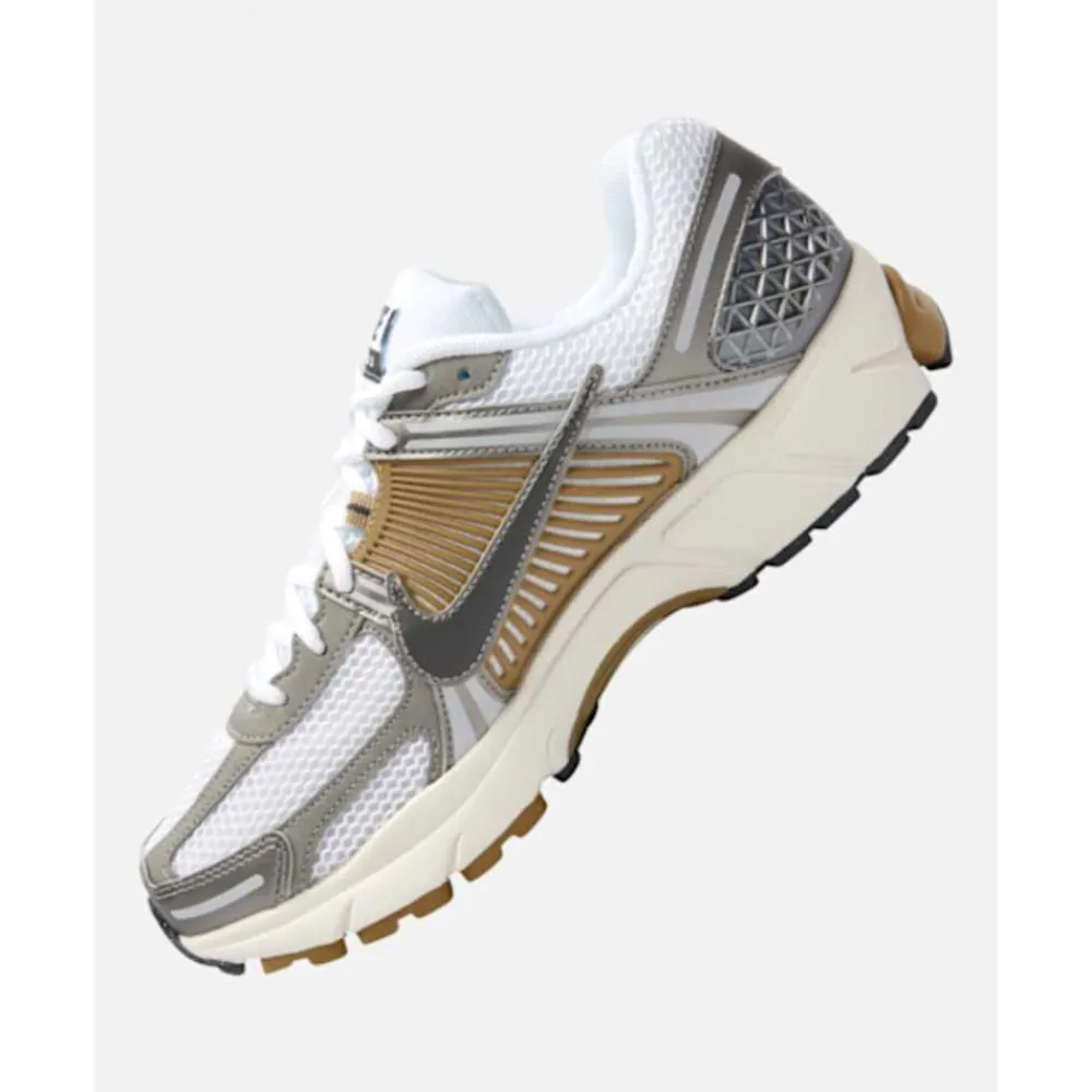 Clearance Nike Mens Zoom Vomero 5 Gold