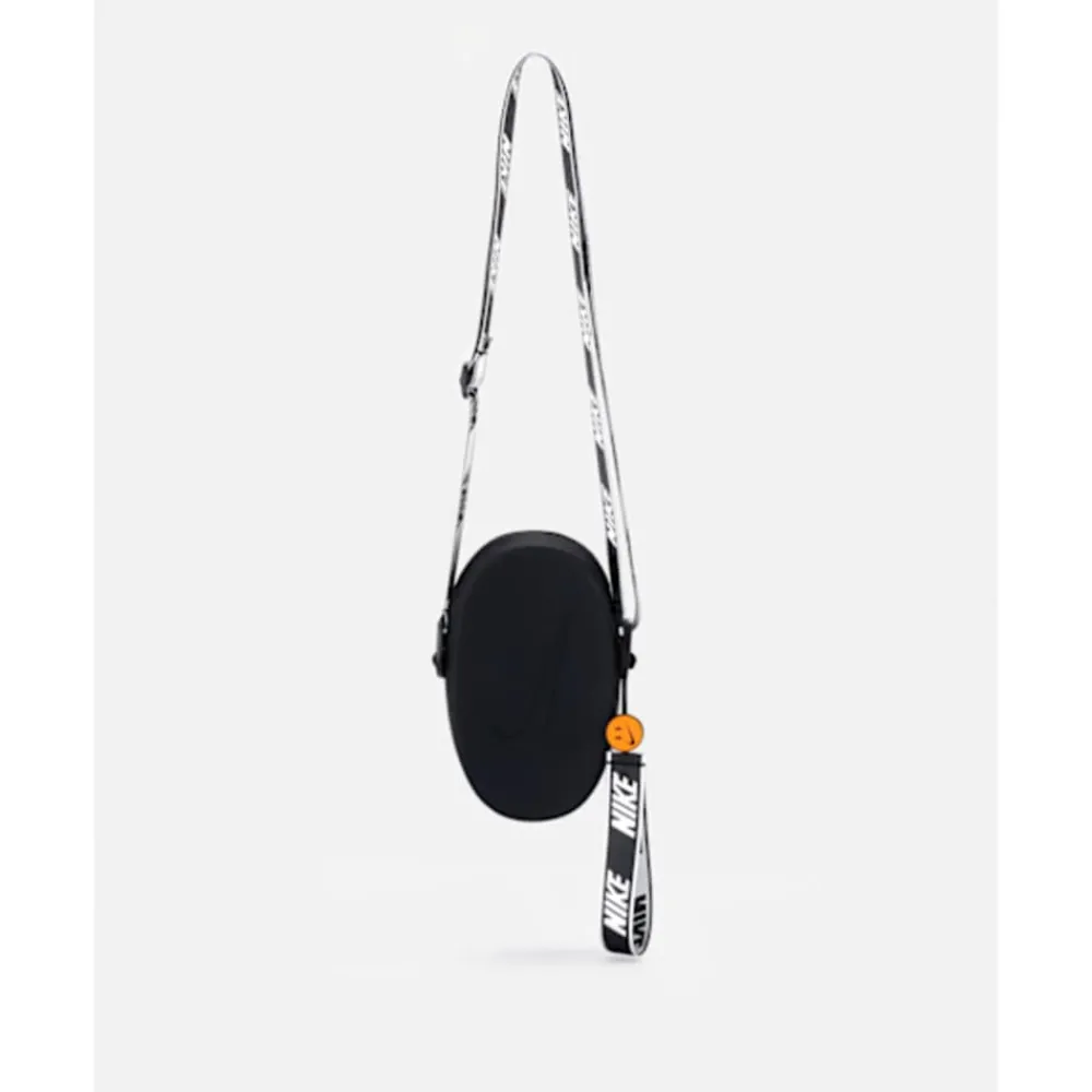 New Nike Water Resistant Side Bag (1L) Black