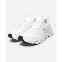 Discount On Older Kids Cloudswift White