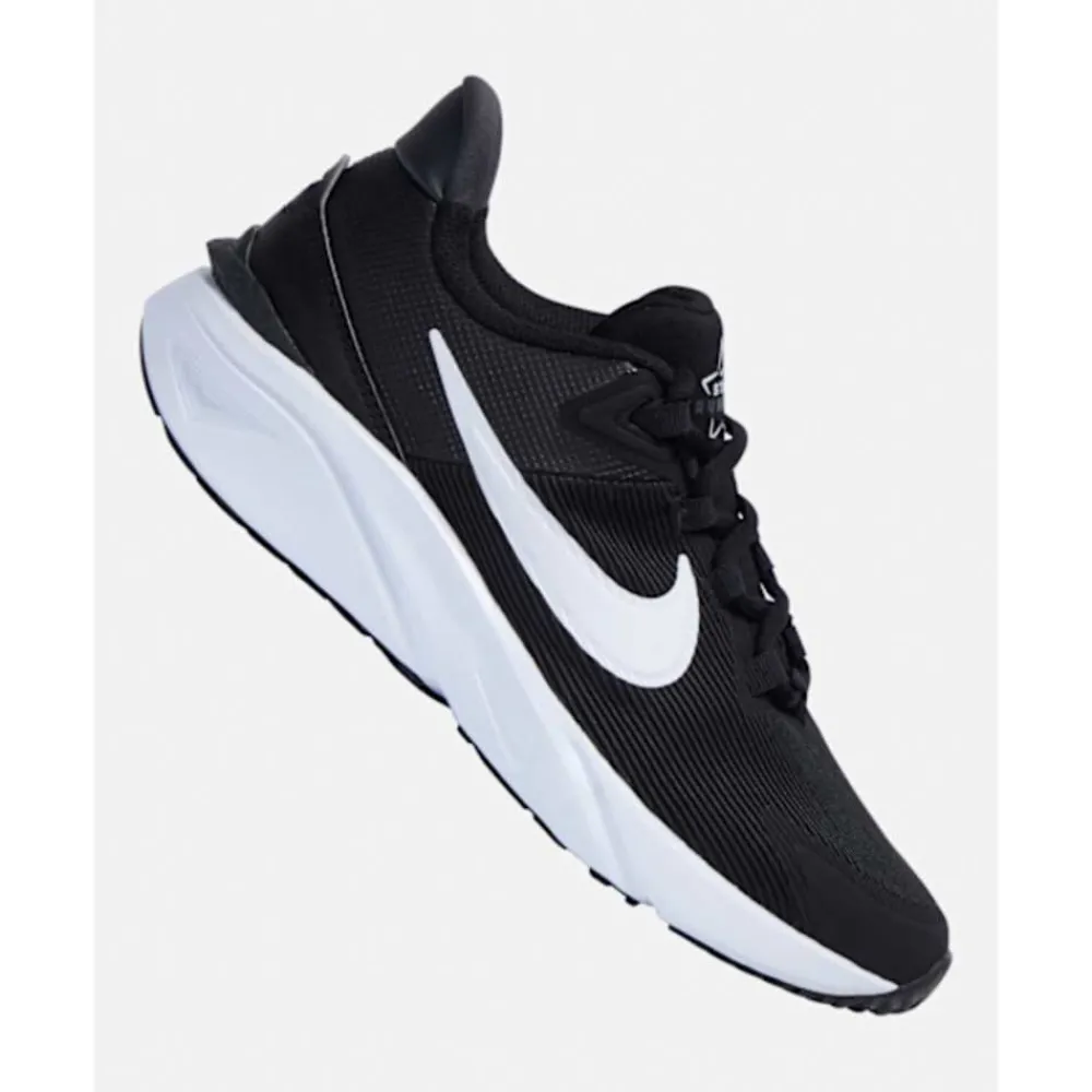 Outlet Nike Older Kids Star Runner 4 Black