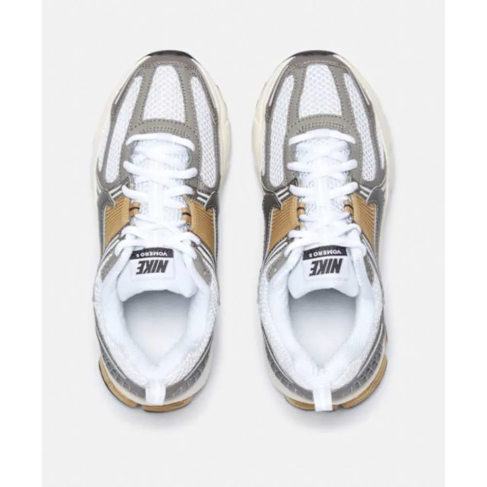 Discount Nike Older Kids Vomero 5 Grey