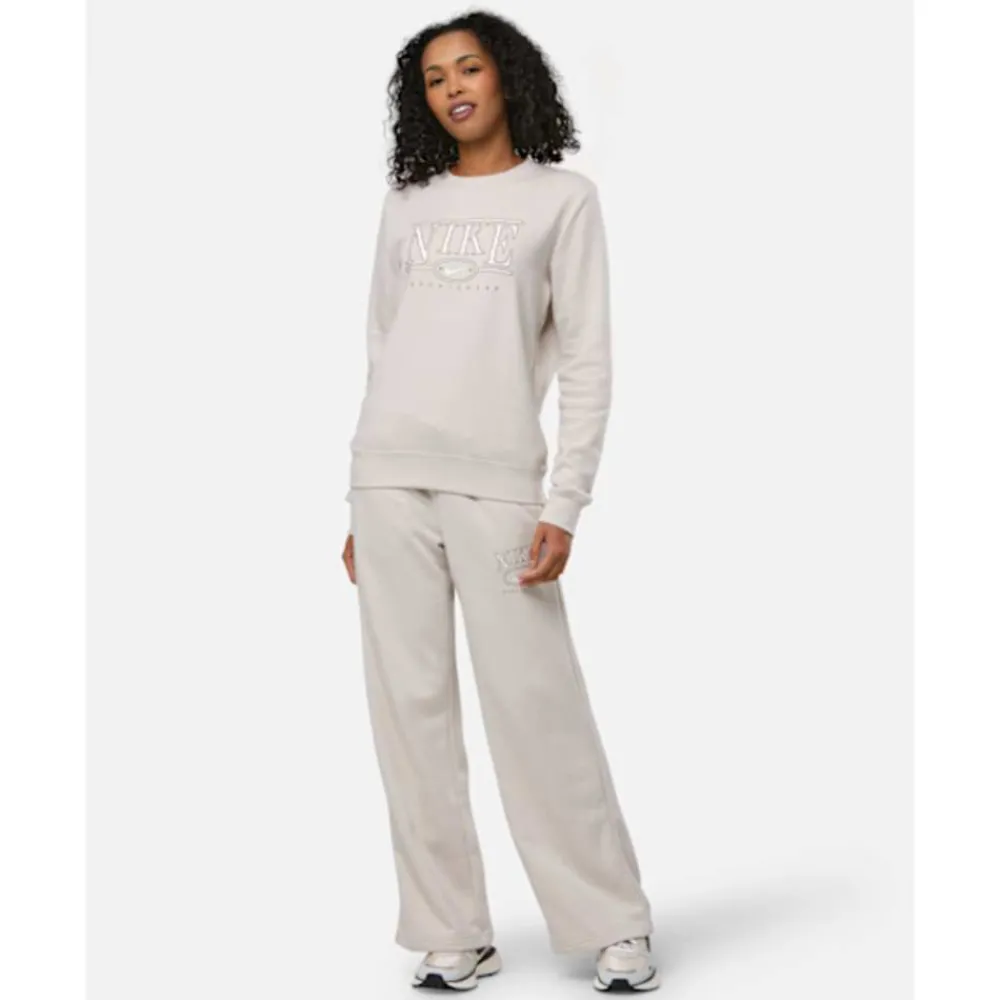 Online Nike Womens Club Fleece Crew Neck Sweatshirt Cream