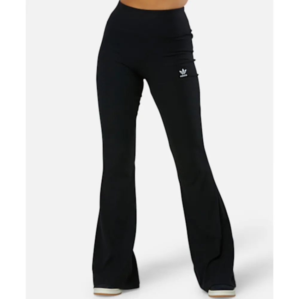 Hot adidas Originals Womens Essential Flare Leggings Black