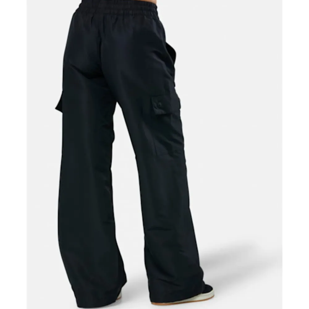 Fashion adidas Originals Womens Essential Woven Cargo Pants Black