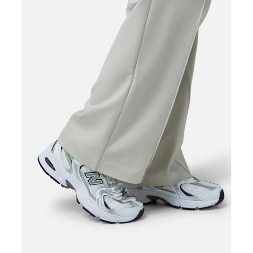 New 4TH ARQ Womens Jace Joggers Stone