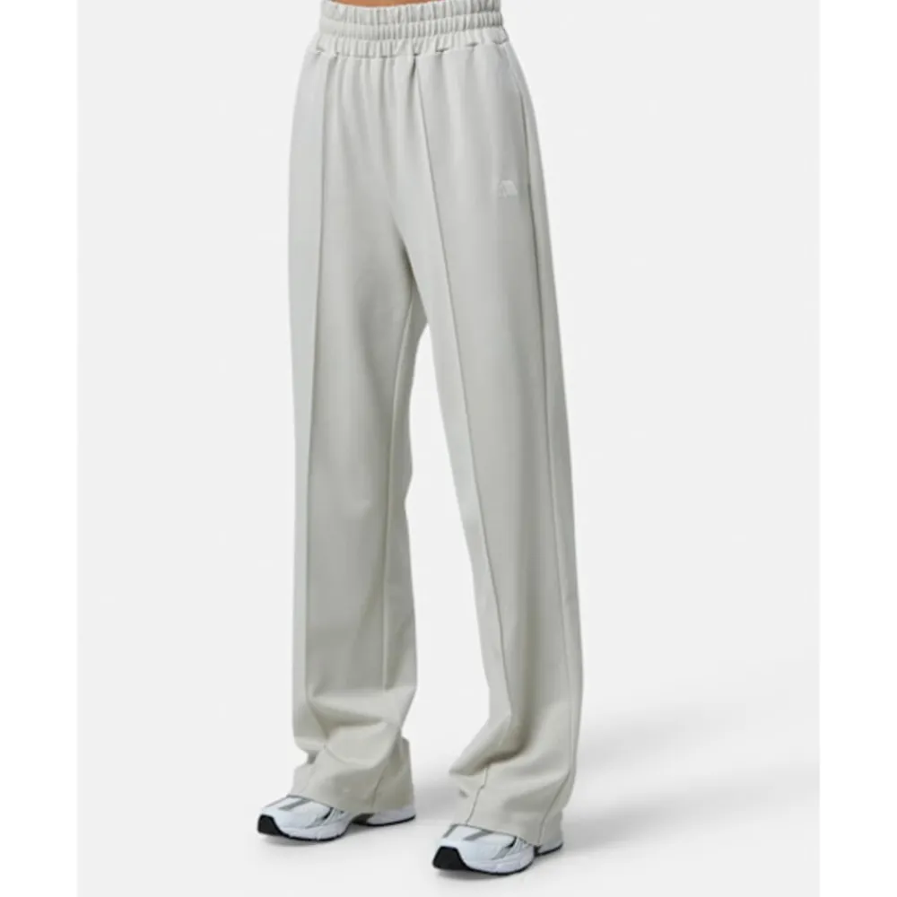 New 4TH ARQ Womens Jace Joggers Stone