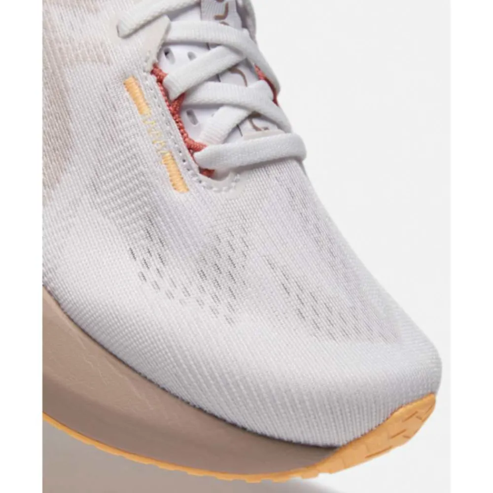 Discount Asics Womens Novablast 5 White