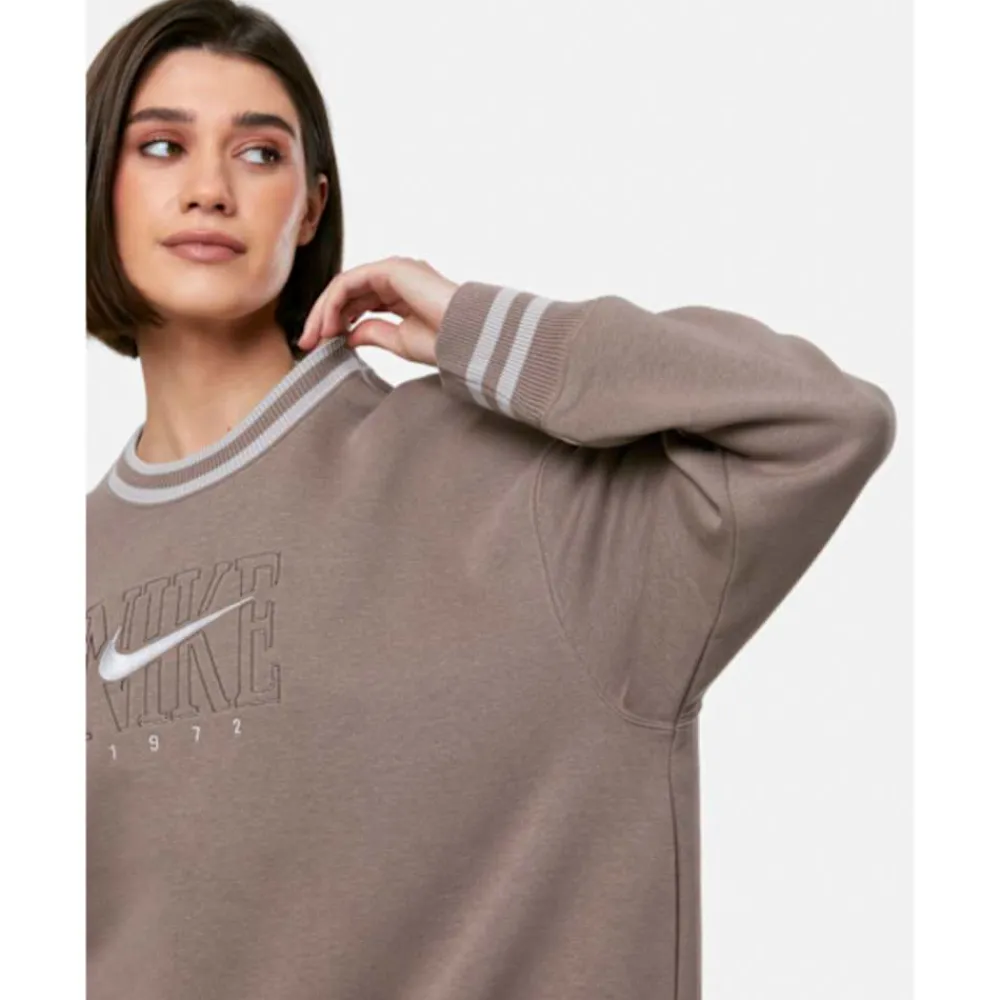 New Nike Womens Phoenix Fleece Oversized Crew Neck Sweatshirt Brown