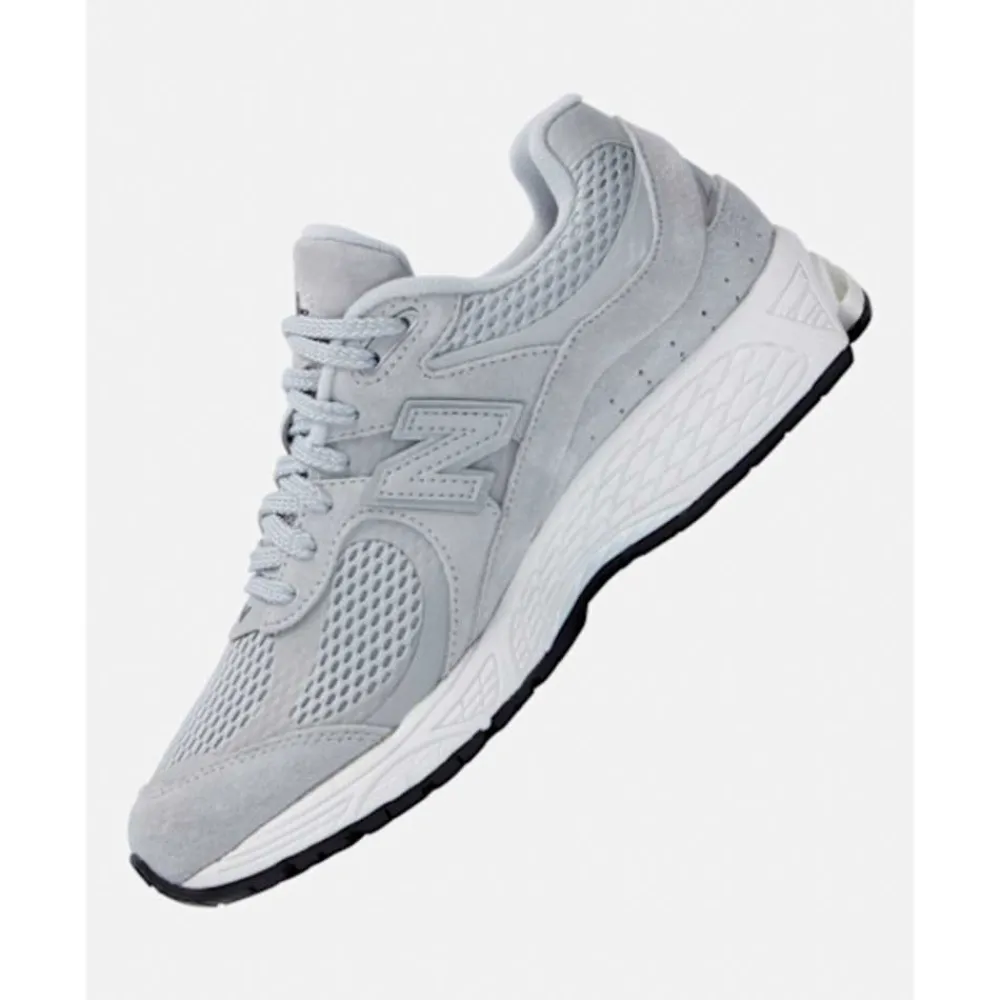 Clearance New Balance Womens 2002R Trainers Grey