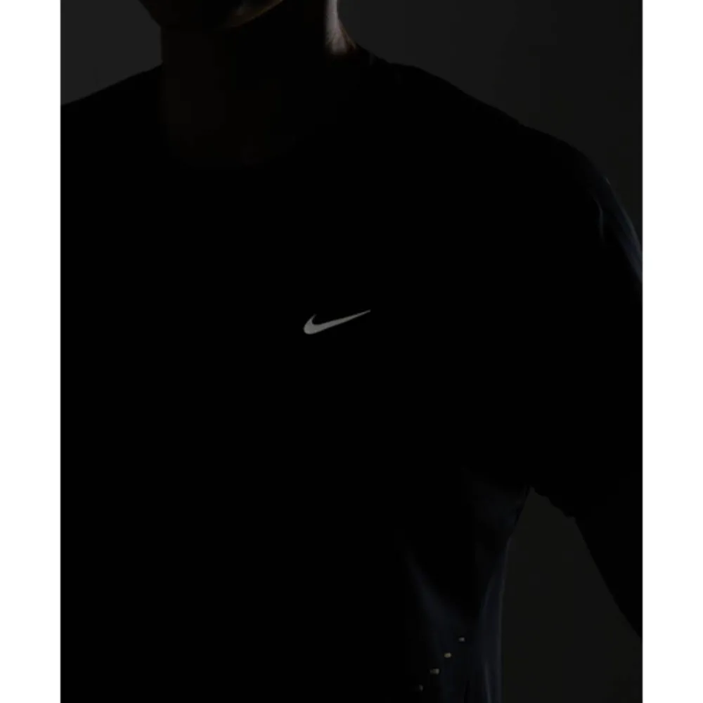 Sale Nike Womens Swift T-Shirt Black