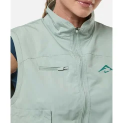 Hot Nike Womens Trail Repel Vest Green