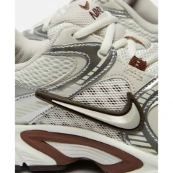 Best Nike Womens V5 RNR Cream