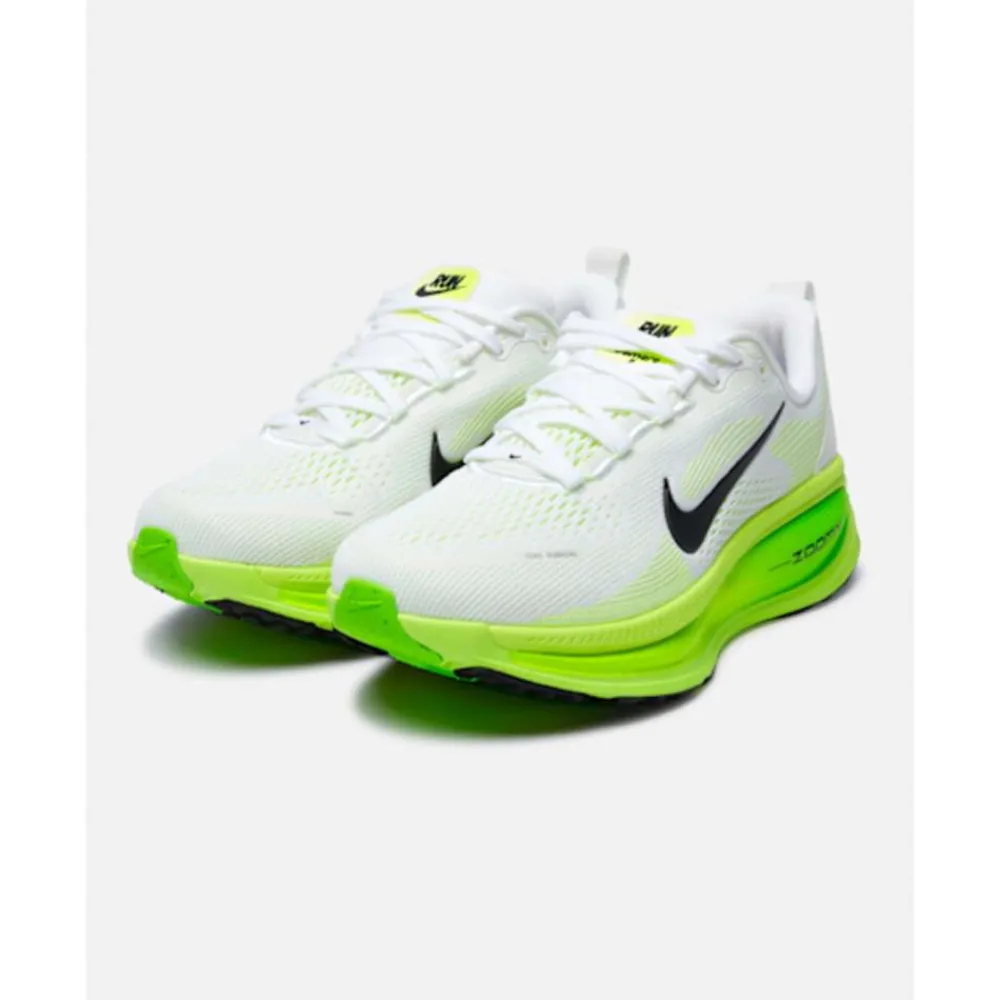 Hot Nike Womens Vomero 18 White