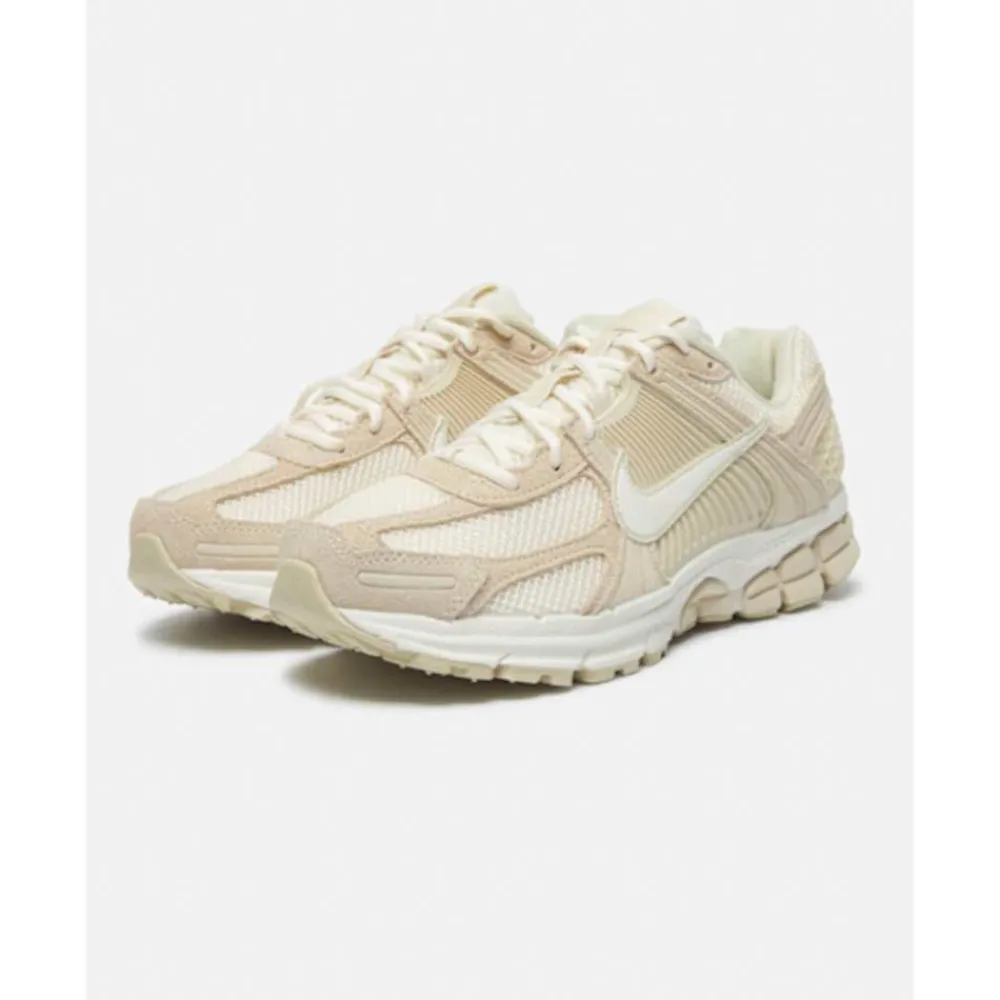 Hot Nike Womens Zoom Vomero 5 Cream