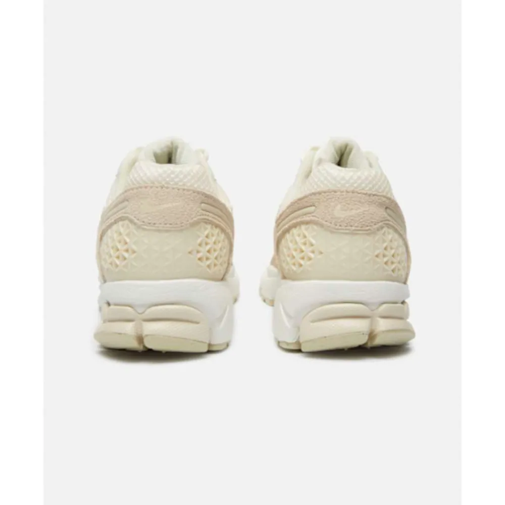 Hot Nike Womens Zoom Vomero 5 Cream